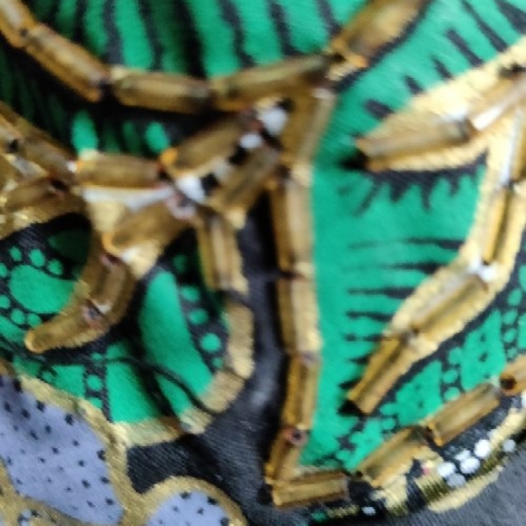 Holiday Beaded Vest - Picture 6 of 7